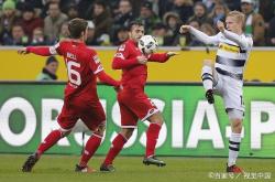 开云体育网页版 -克莱汤普森37分完整版