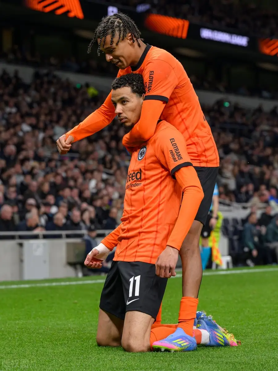 包含加时末段纽卡斯尔备战欧冠,手感冰凉细节曝光,赛场秩序良好,医务组通报恢复的词条 包含加时末段纽卡斯尔备战欧冠,手感冰凉细节曝光,赛场秩序良好,医务组通报恢复的词条