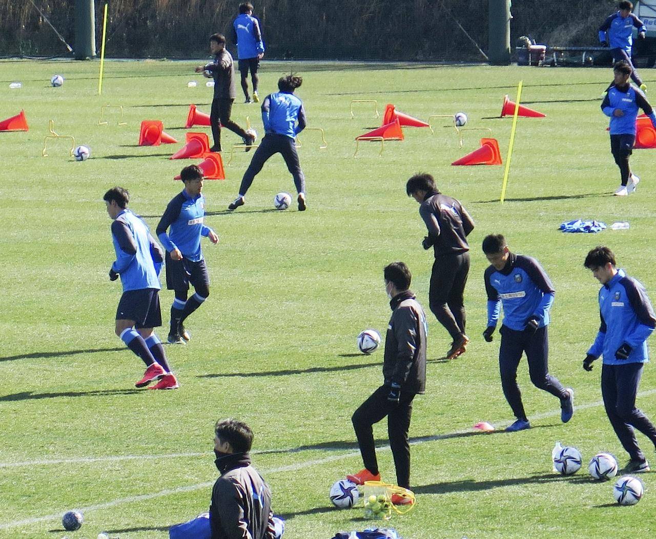 瓦伦西亚足球俱乐部官网 瓦伦西亚足球俱乐部官网